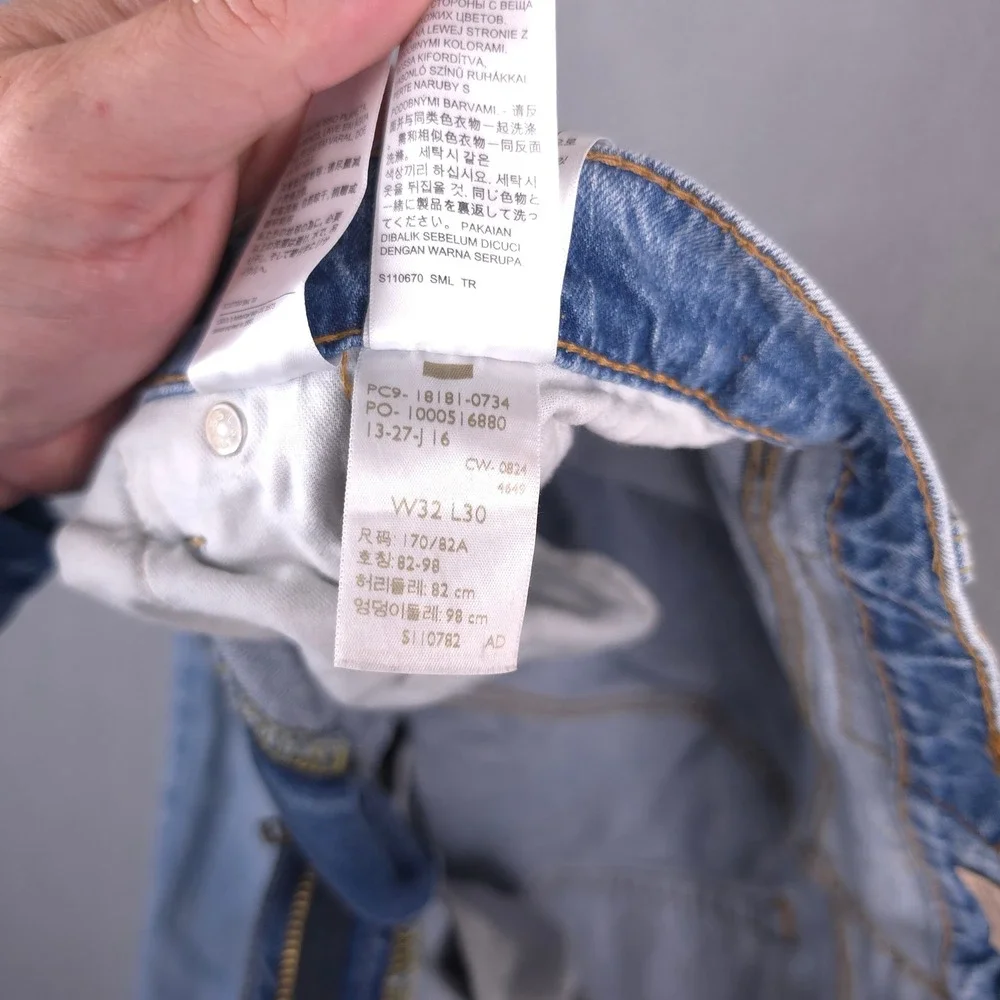 Levi's 541 Athletic Taper Jeans Light Wash Blue 32x30 Stretch Eco Ease Denim